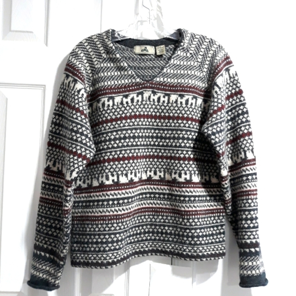 Vintage EMS women's Sweater wool gray white red Nordic pattern V neck size M